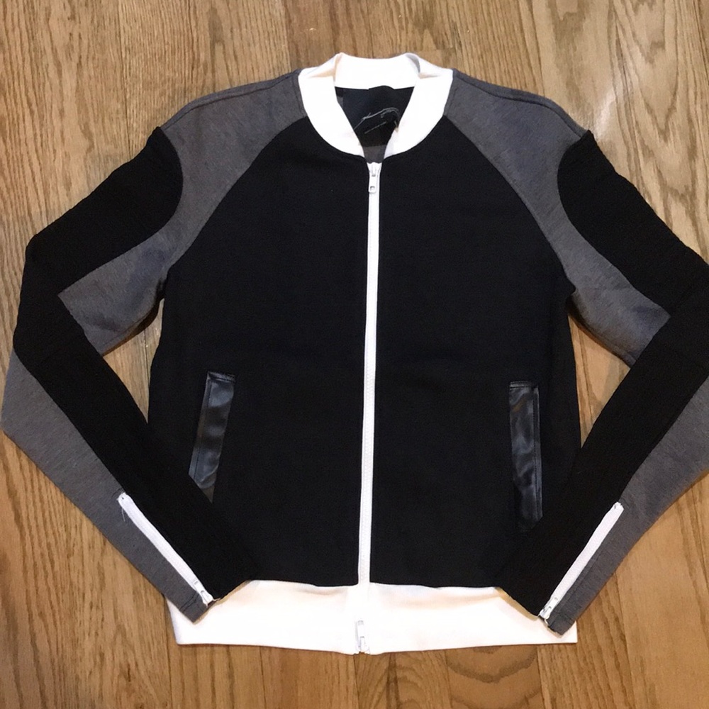 Bomber jacket
